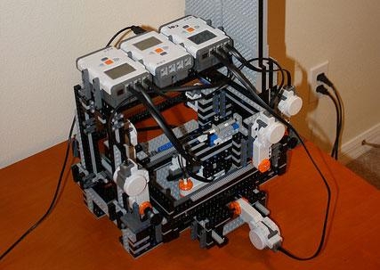 Mak3rLEGObot - лего-принтер