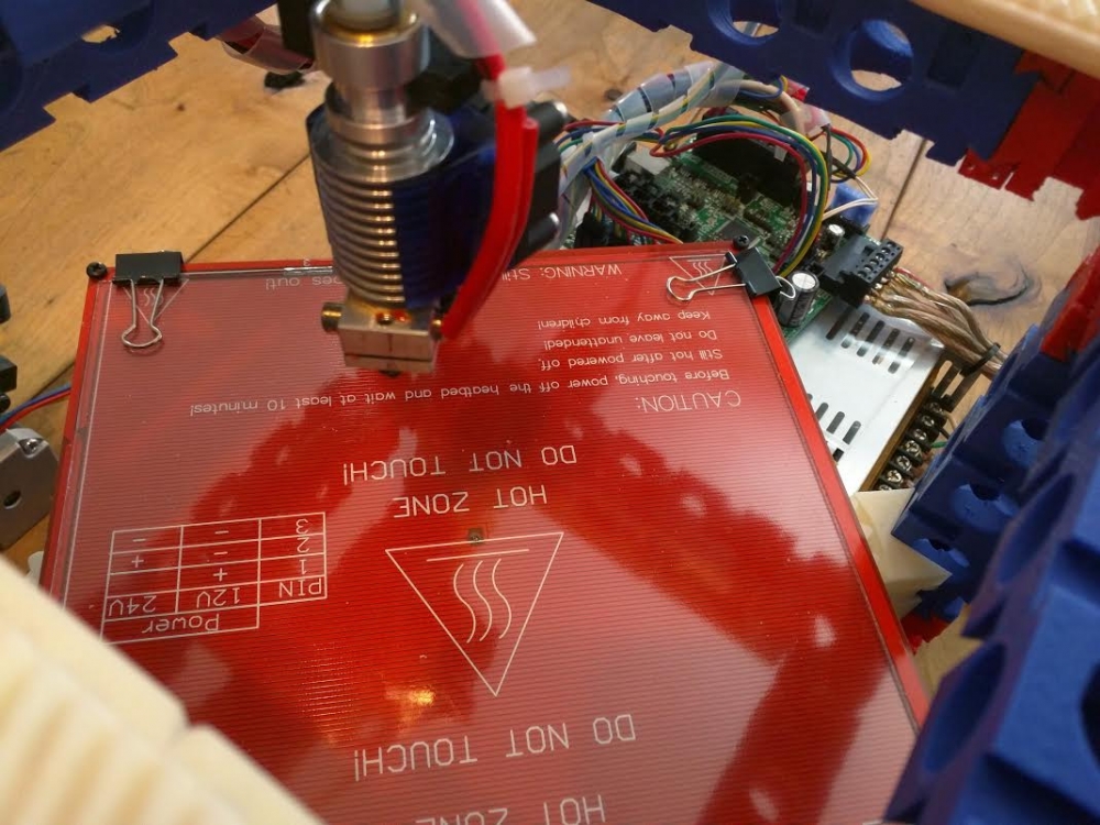 Dollo - 3D принтер, который может напечатать свою копию