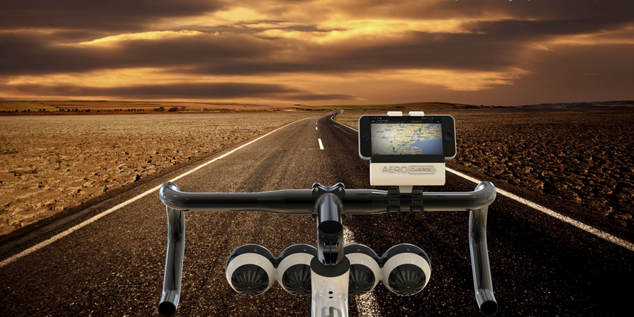 Смартфон для велосипедистов с зарядкой от ветра