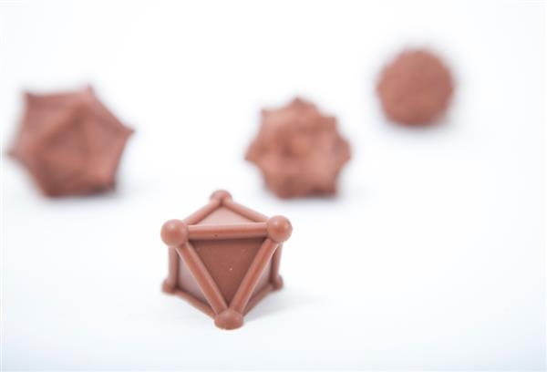 Индивидуальные шоколадные конфеты от Les 3Dandies