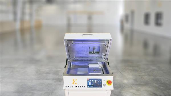 XM300 - принтер по металлу с несколькими лазерами