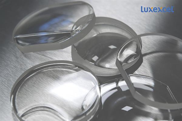 Эксклюзивные оптические линзы Luxexcel для гарнитур Vuzix