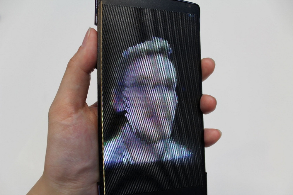 HoloFlex - 3D напечатанный смартфон с гибким экраном