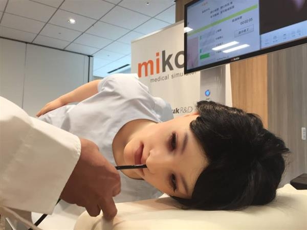 Очень реалистичный робот для студентов-хирургов в Японии